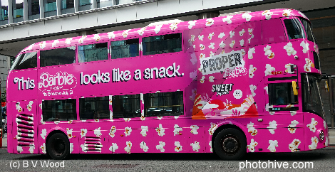 London Barbie Bus